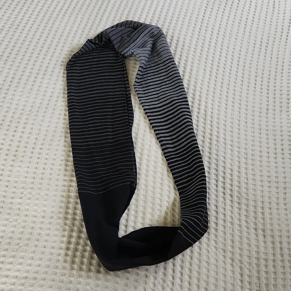 Ombre striped scarf Winter Fall Cozy contemporary Boys Mens Minimalist